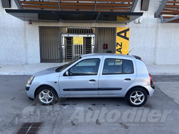 Renault - Clio - 1.5 DCI