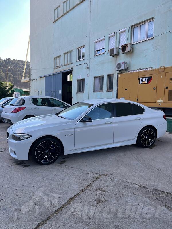 BMW - 520
