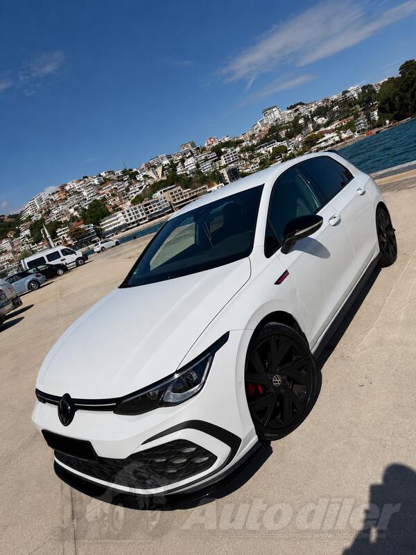 Volkswagen - Golf 8 - GTI