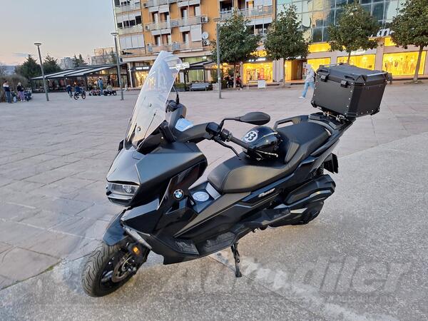 BMW - C400GT