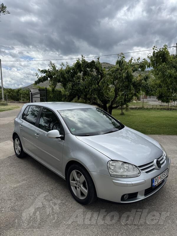 Volkswagen - Golf 5 - 2.0 tdi