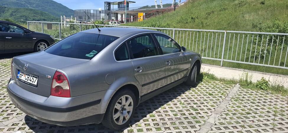 Volkswagen - Passat - 1.9 tdi