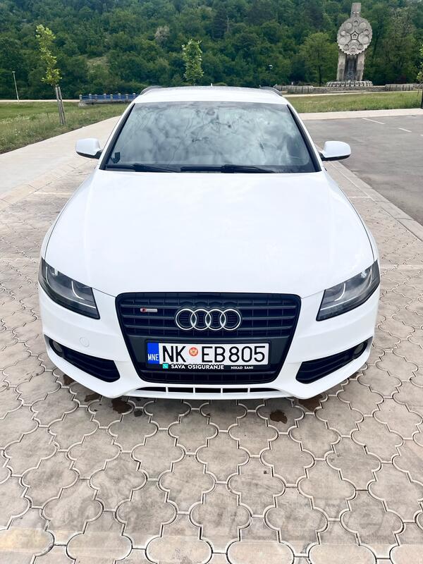 Audi - A4 - S-Line