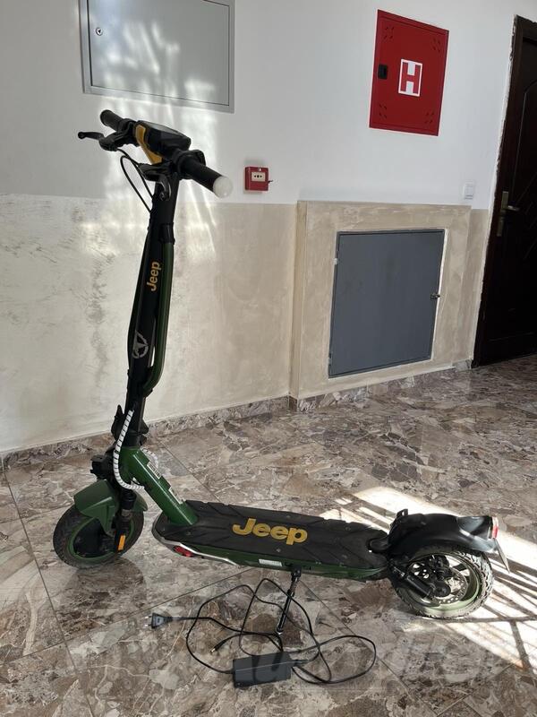 Author - Jeep trotinet