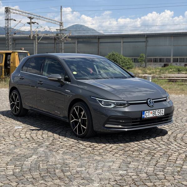 Volkswagen - Golf 8 - STYLE DSG