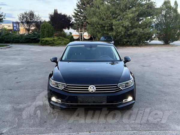 Volkswagen - Passat - 1.6