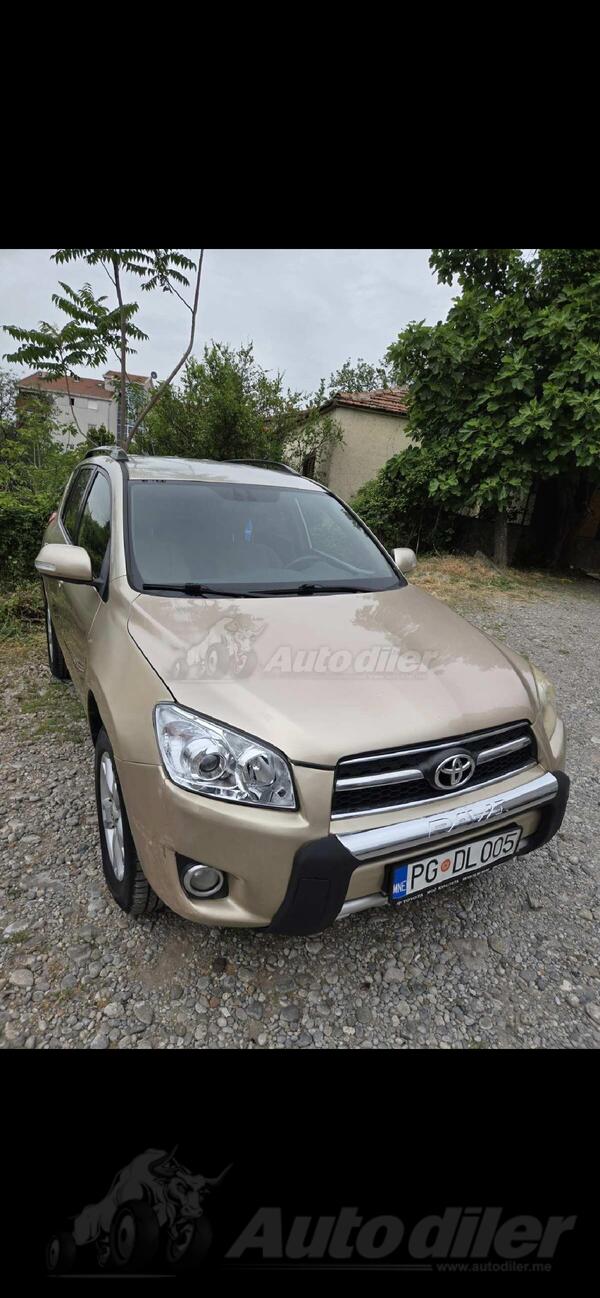 Toyota - RAV 4 - 2.0 110 kw