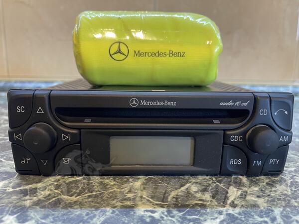 CD / DVD / MC / Radio player