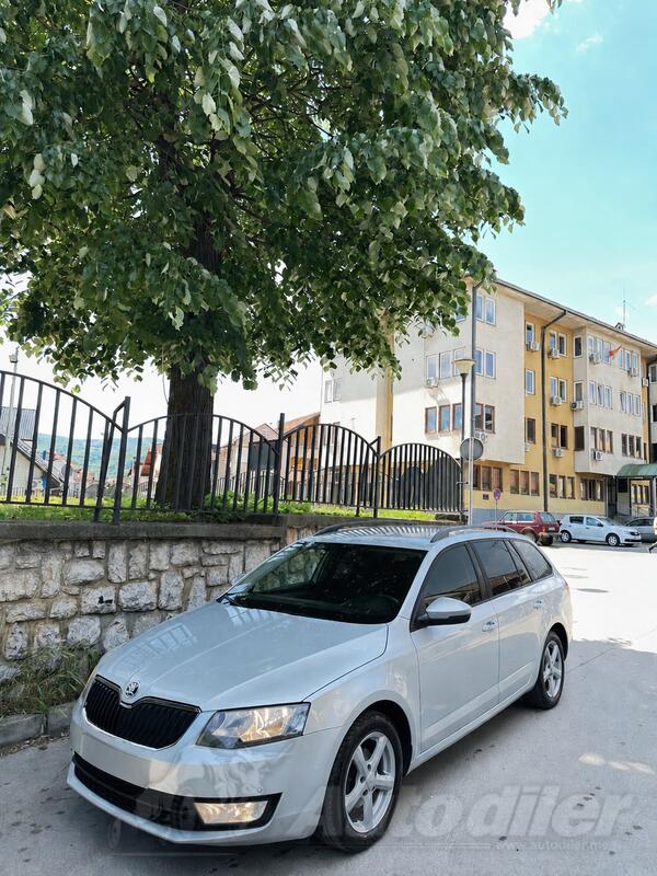 Škoda - Octavia - 1.6 4x4