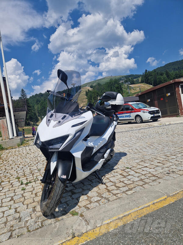 SYM - Jet X