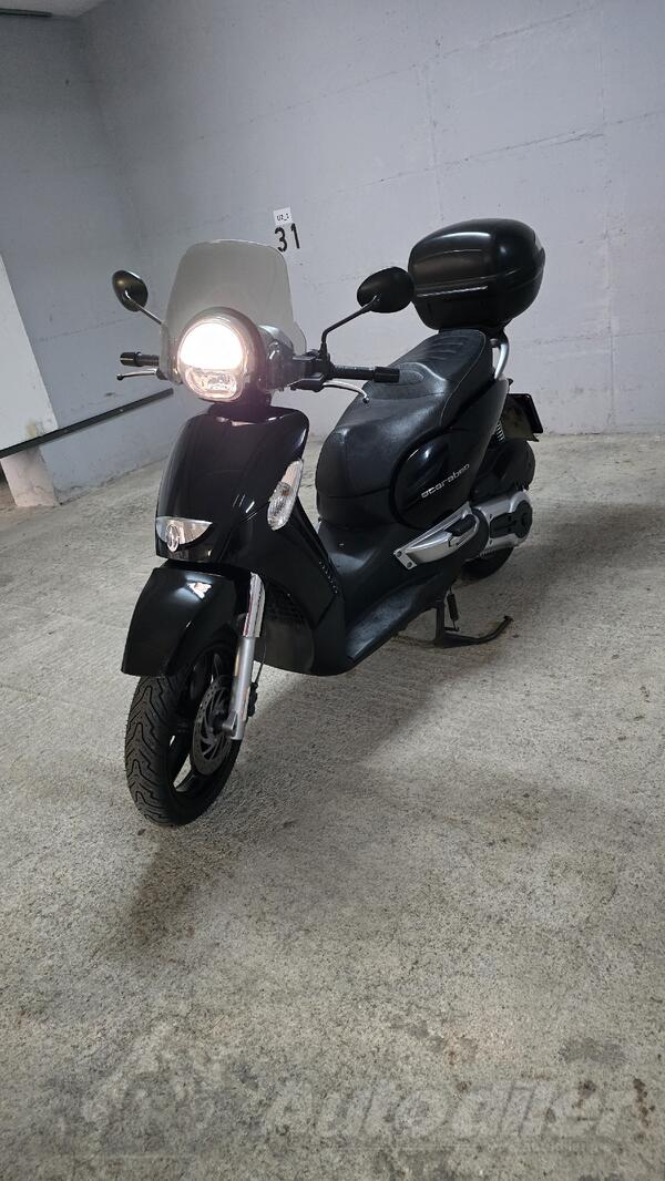 Aprilia - Scarabeo