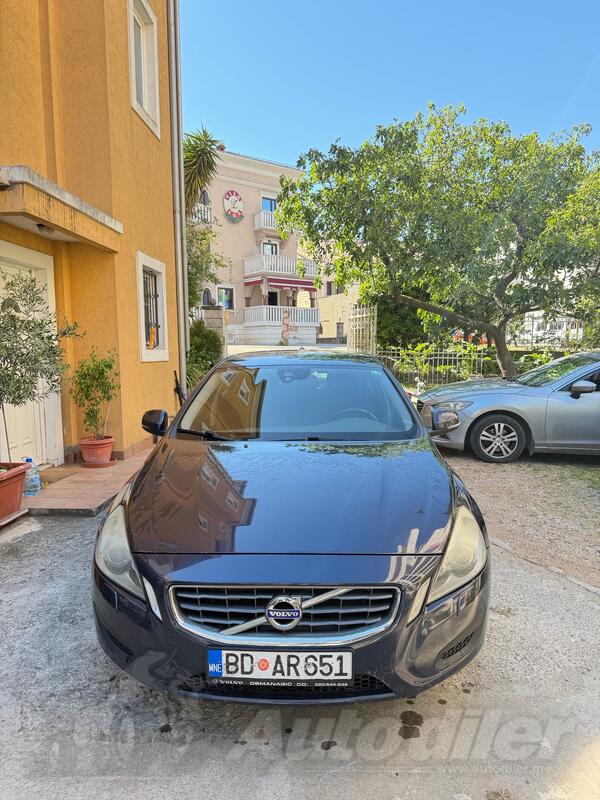 Volvo - S60 - 2.0 I 16V