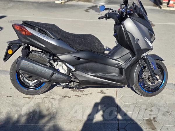 Yamaha - x max