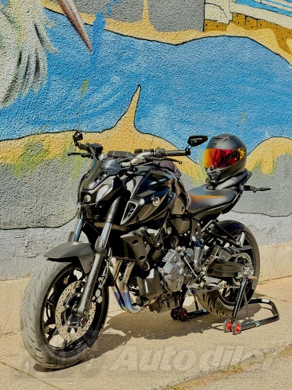 Yamaha - Mt07