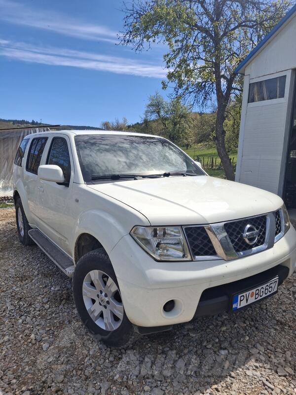 Nissan - Pathfinder - 2.5 dci