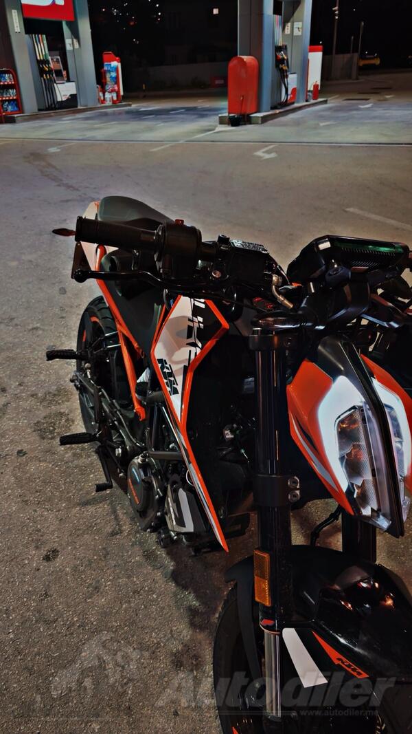 KTM - duke