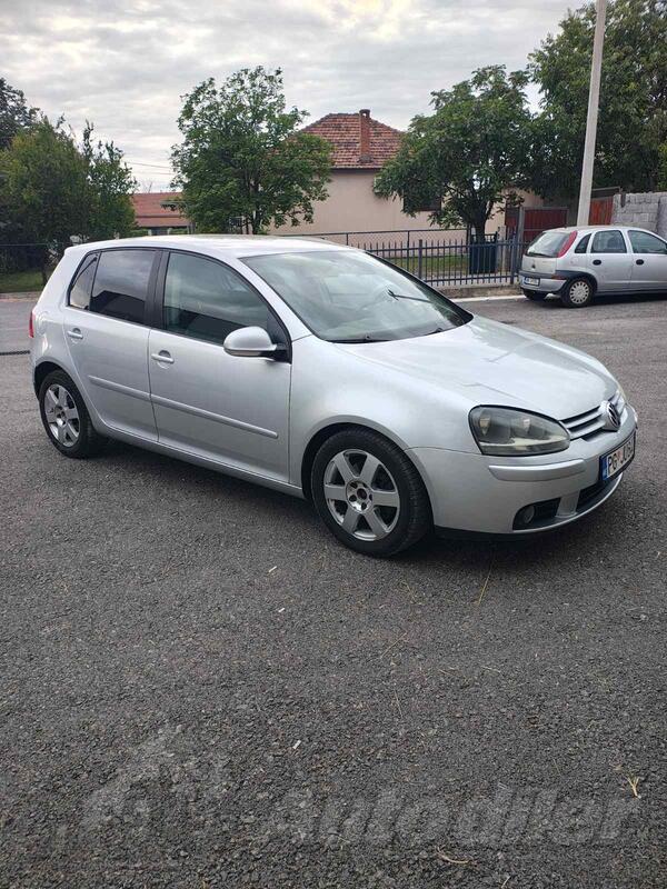 Volkswagen - Golf 5 - 2.0 TDI