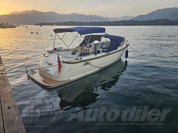 X-yachts - PRIMEUR 715