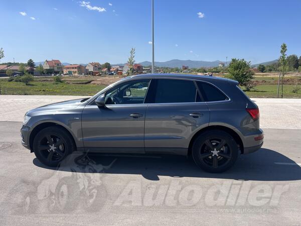 Audi - Q5 - 2.0