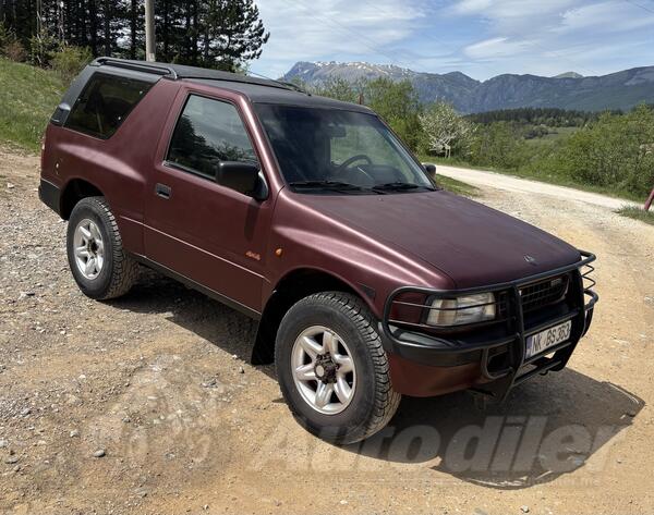Opel - Frontera - 2.0 85 kw Benz