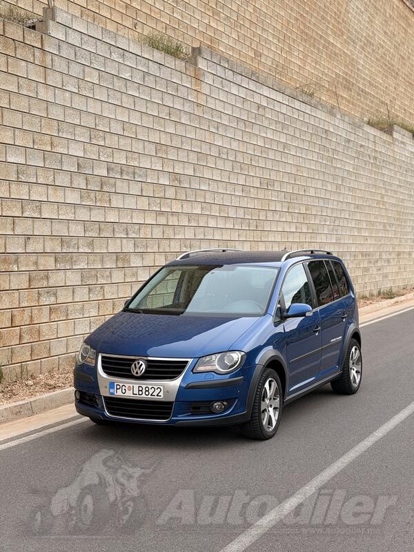 Volkswagen - Cross Touran - 1.9 TDI