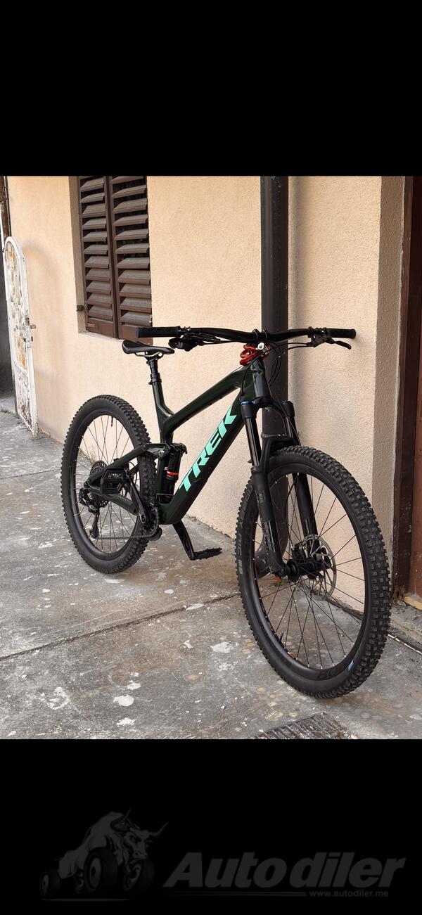 Trek - slash 9.8