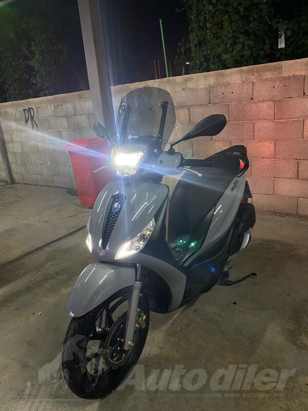 Piaggio - medley
