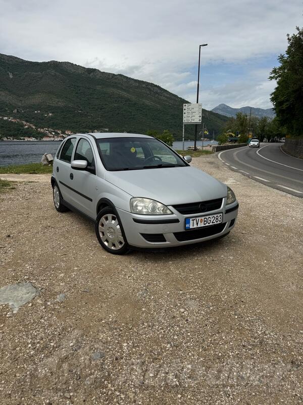 Opel - Corsa - 1.2 16v