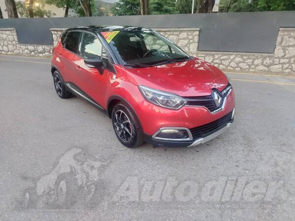 Renault - Captur - 1.5dci HELYY HANSEN