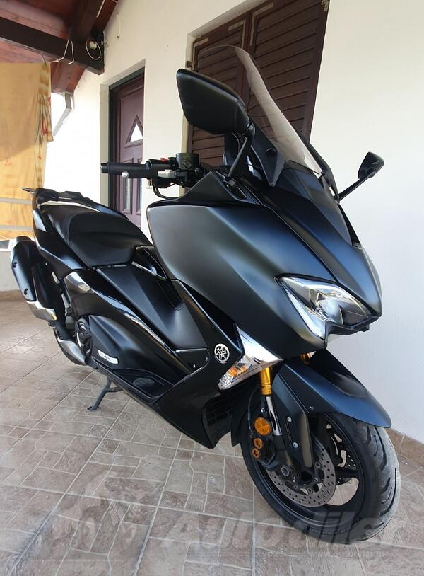 Yamaha - Tmax-DX
