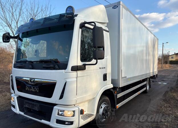MAN - TGL 10.190 Kamion furgon + Rampa / LTK506