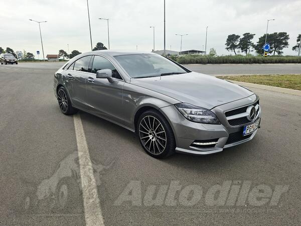 Mercedes Benz - CLS 350 -  Mercedes-Benz CLS 350 CDI 4MATIC | 2012 | FULL AMG