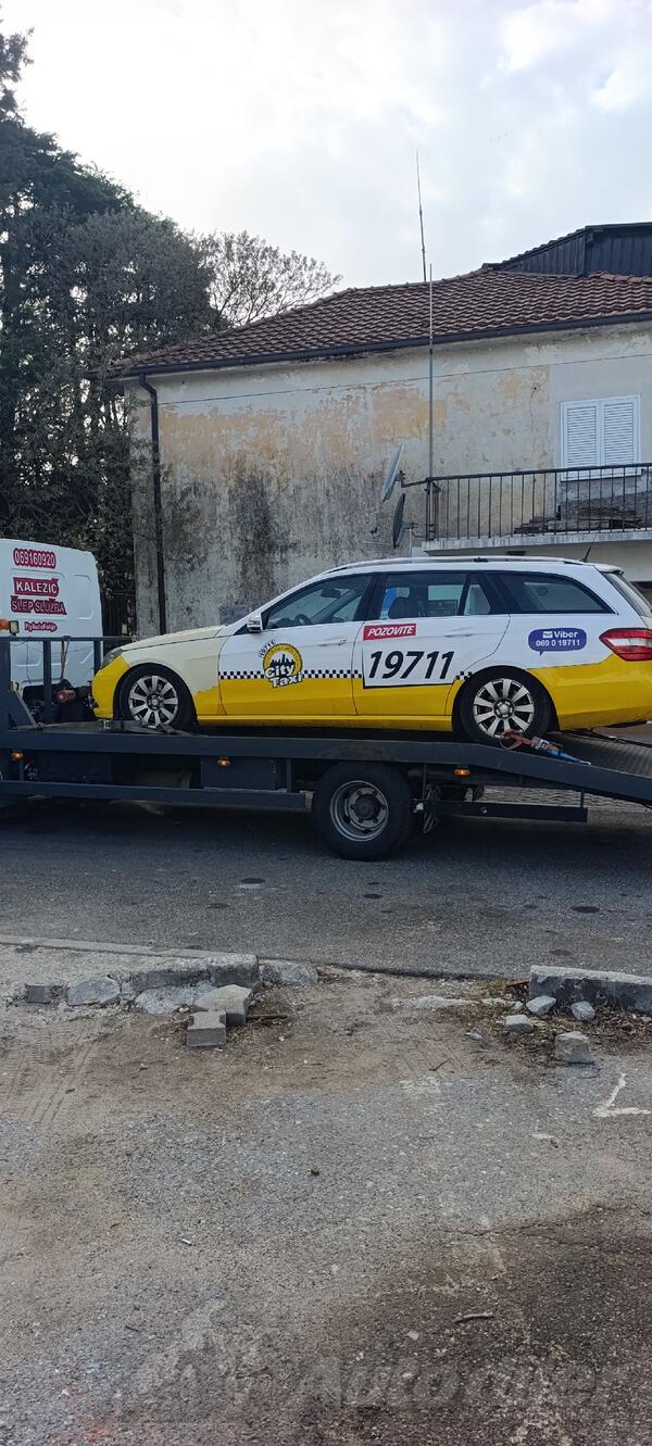 Mercedes Benz - E 220 - 2 2 cdi