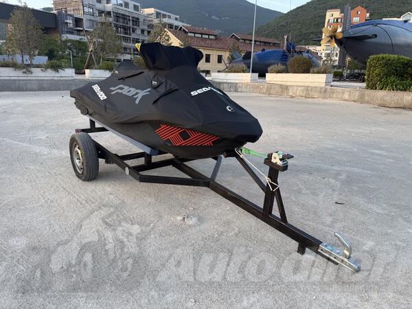 Sea-Doo - Spark Trixx