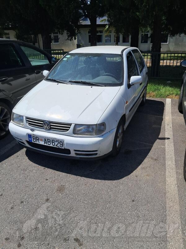 Volkswagen - Polo - 1.6 benzin