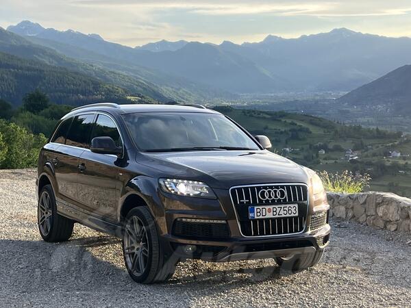 Audi - Q7 - s line