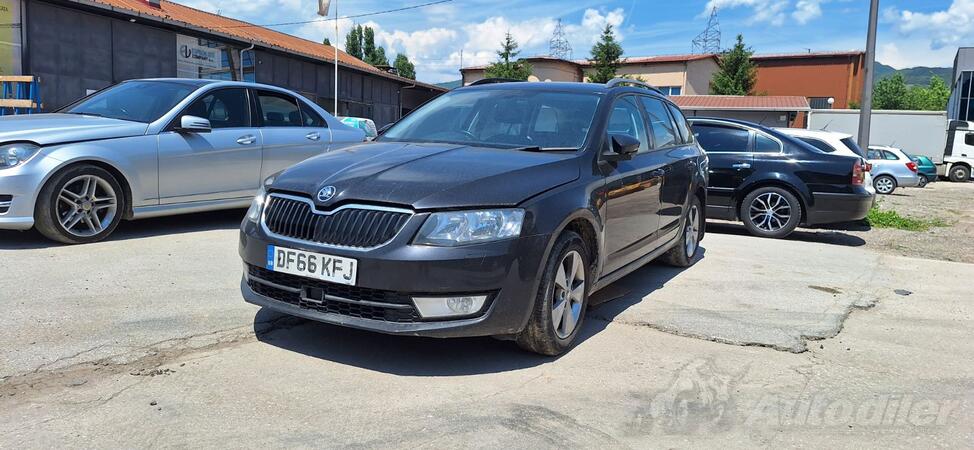 U djelovima Škoda - Octavia