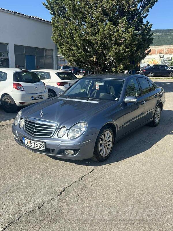 Mercedes Benz - E 320 - 3.2