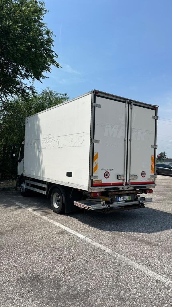 Volvo - HLADNJACA