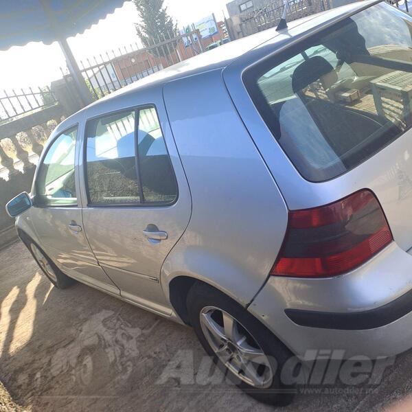 Volkswagen - Golf 4 - 1.9 tdi