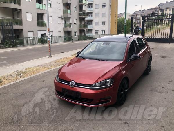 Volkswagen - Golf 7 - Highline 2.0TDI DSG