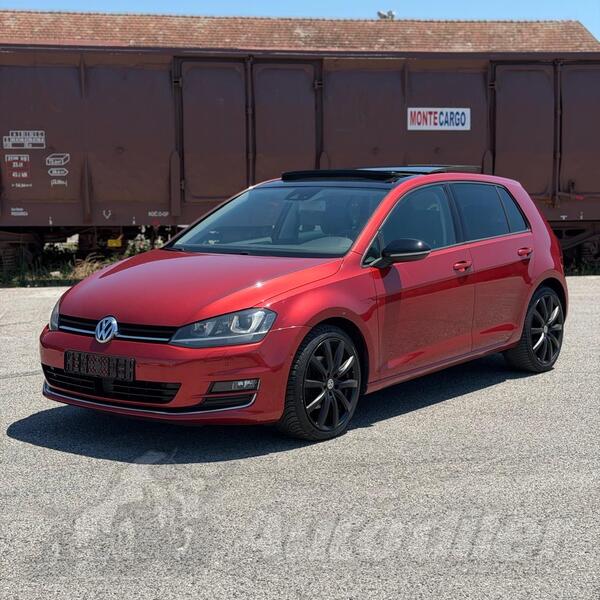 Volkswagen - Golf 7 - Highline 2.0TDI DSG