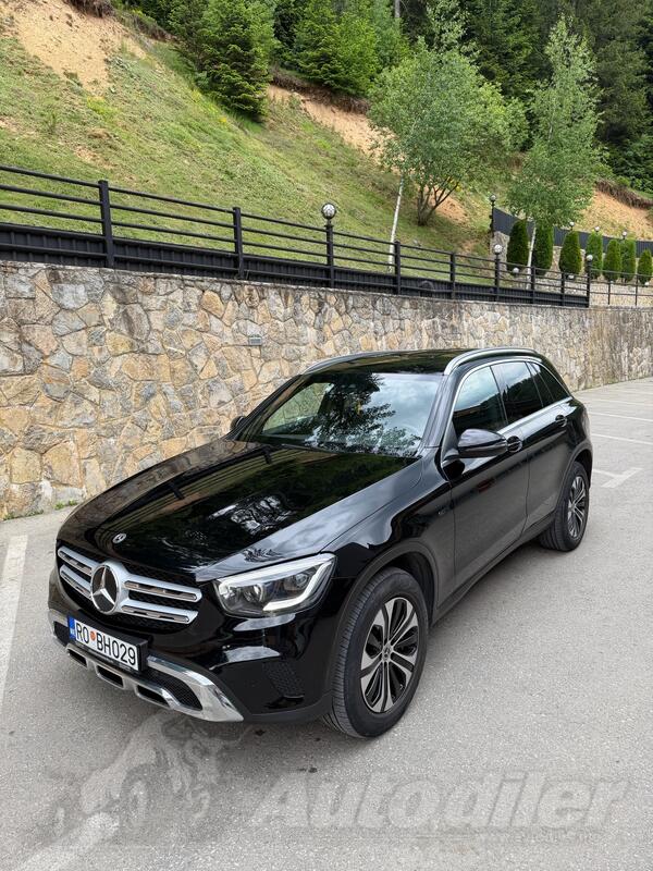 Mercedes Benz - GLC 300 - GLC 300DE