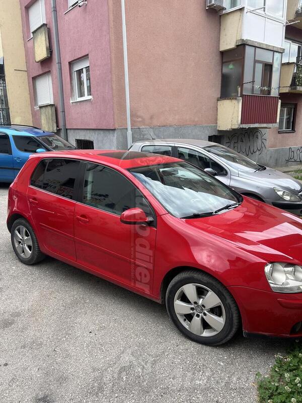 Volkswagen - Golf 5 - 1.9