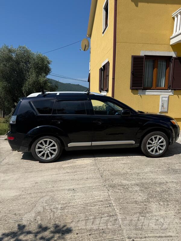 Mitsubishi - Outlander - 2.0did