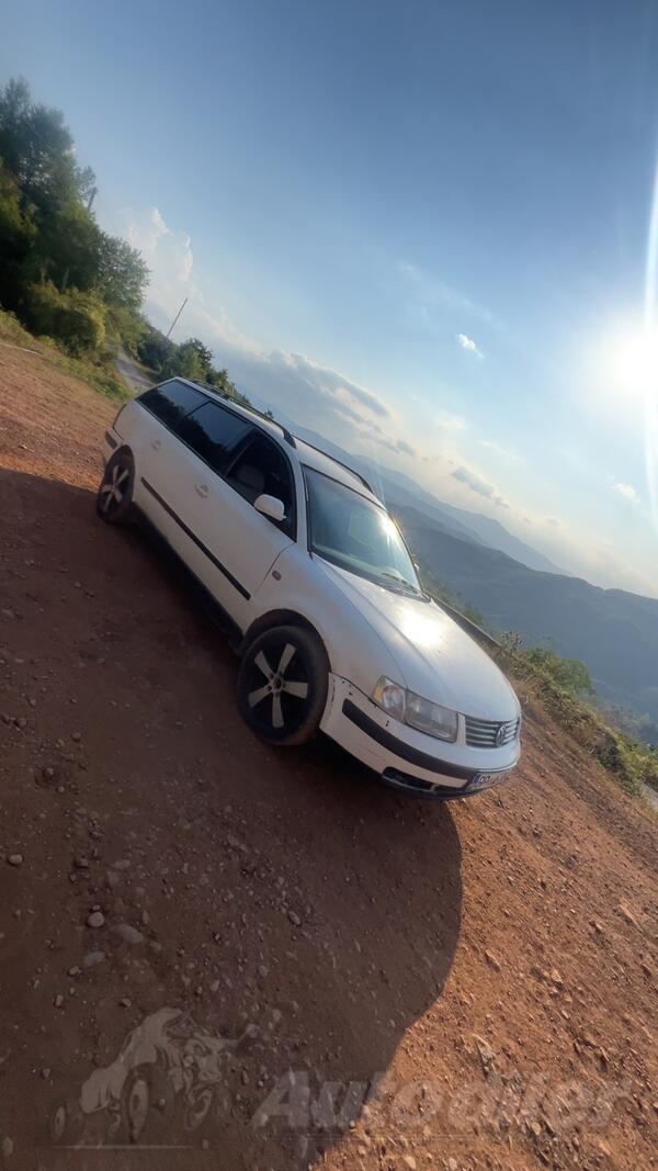 Volkswagen - Passat - 1.9 66