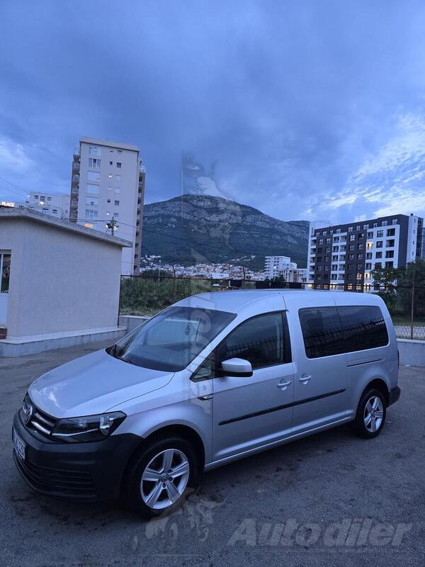 Volkswagen - Caddy - Maxi 2.0 tdi