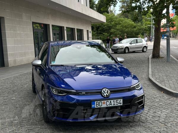 Volkswagen - Golf 8 - 8.5 R