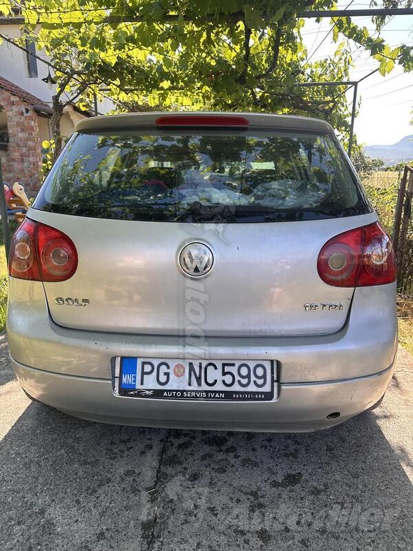 Volkswagen - Golf 5 - 1.9