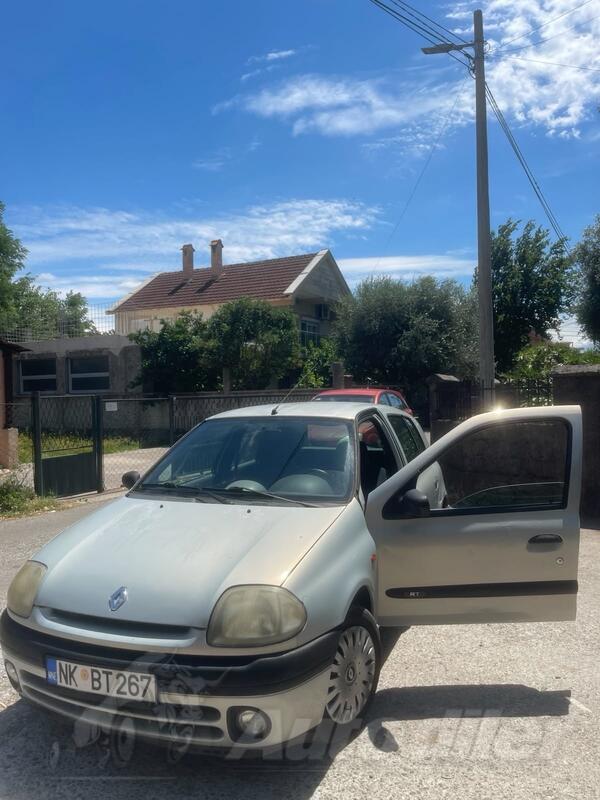 Renault - Clio - 1.2 RT